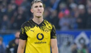 بوروسيا دورتموند يقدر قيمة شلوتربيك بـ50 مليون يورو استعدادًا لفترة الانتقالات الصيفية