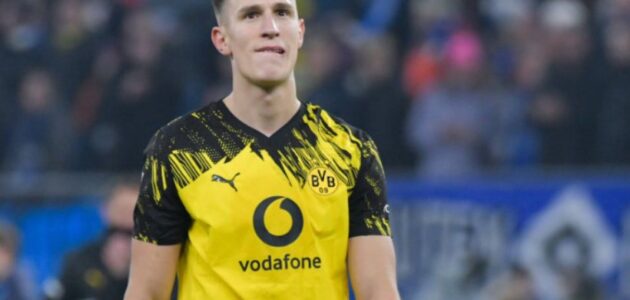بوروسيا دورتموند يقدر قيمة شلوتربيك بـ50 مليون يورو استعدادًا لفترة الانتقالات الصيفية